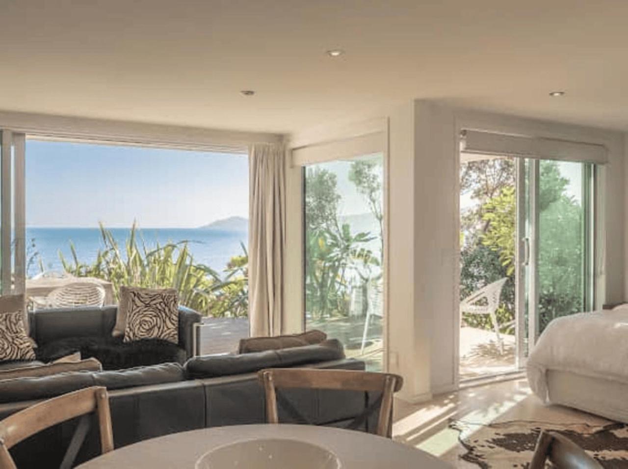 Villa Seascapes Waterfront 2 à Paraparaumu Extérieur photo